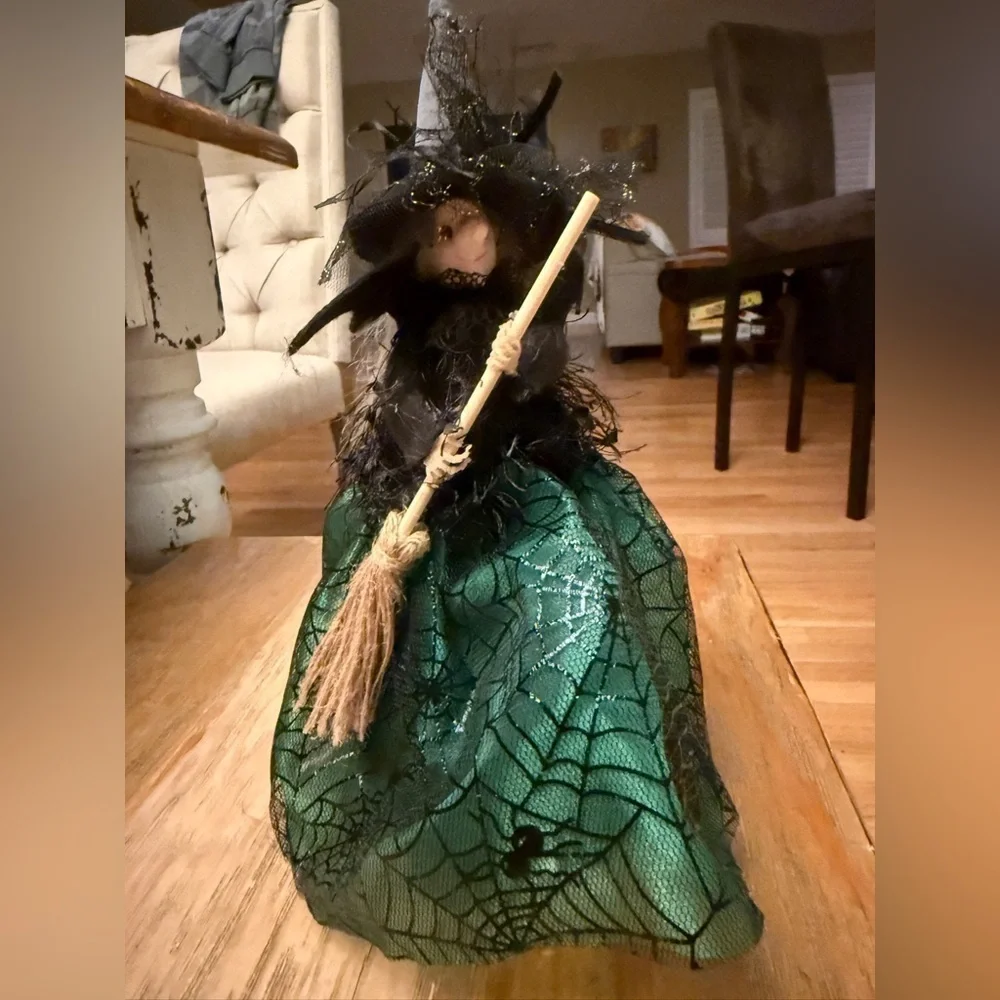 Halloween Witch Green Black Spiderweb Skirt 11x6